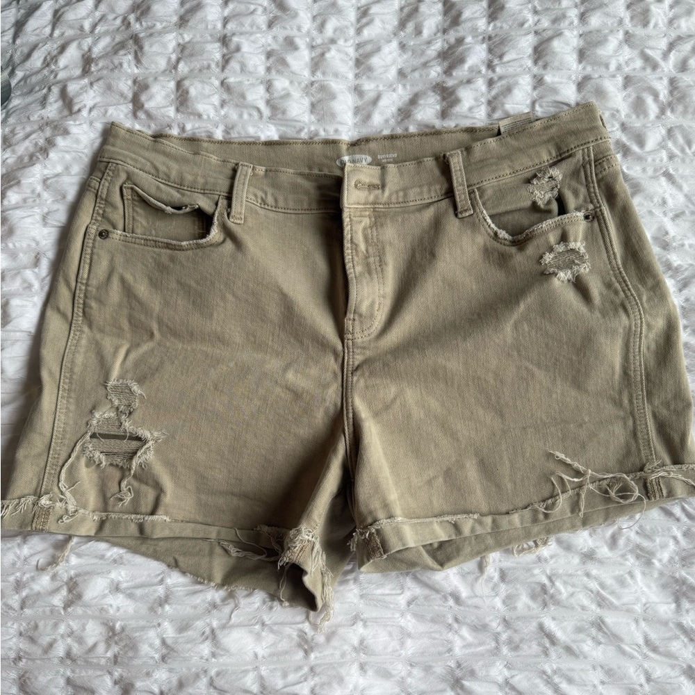 Old Navy Boyfriend Mid-Rise Denim Jean Distress Shorts - Size 14